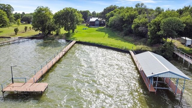 241 Rs County Road 1534, Point, TX 75472