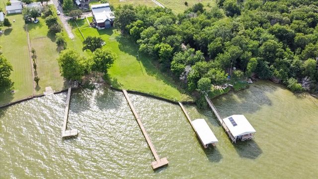 241 Rs County Road 1534, Point, TX 75472
