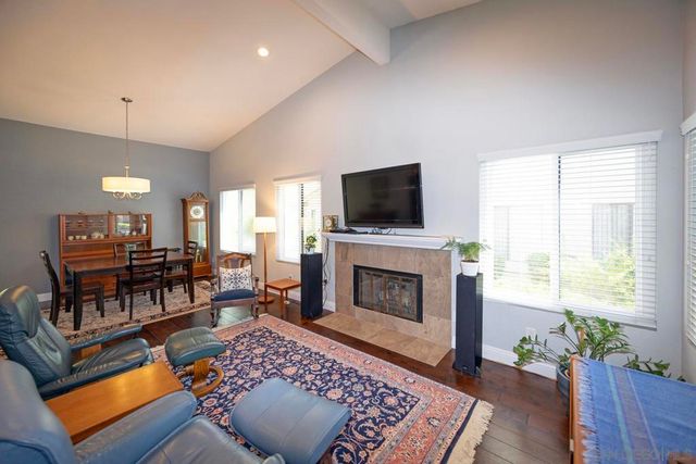 17959 Avenida Alozdra, San Diego, CA 92128
