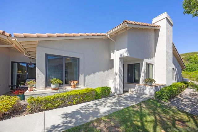 17959 Avenida Alozdra, San Diego, CA 92128