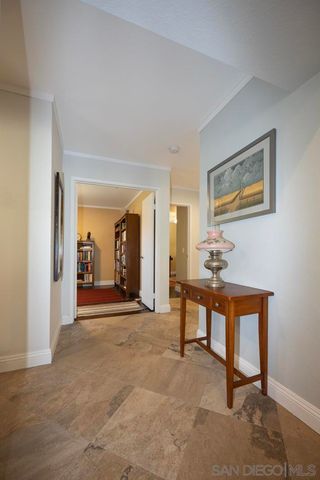 17959 Avenida Alozdra, San Diego, CA 92128