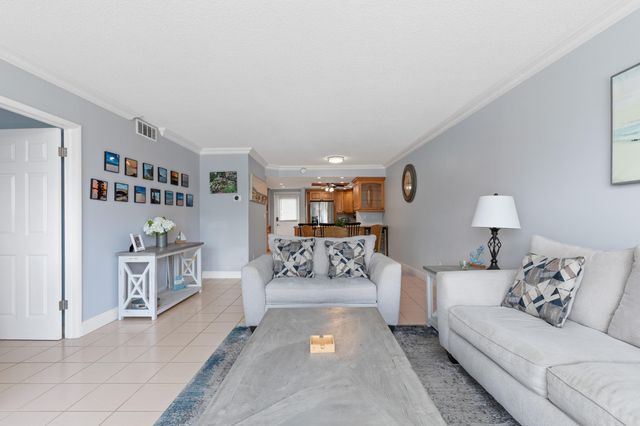 2731 NE 14th St Causeway 532, Pompano Beach, FL 33062