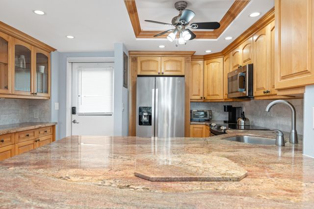 2731 NE 14th St Causeway 532, Pompano Beach, FL 33062