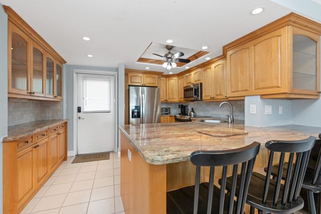 2731 NE 14th St Causeway 532, Pompano Beach, FL 33062