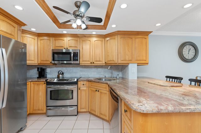 2731 NE 14th St Causeway 532, Pompano Beach, FL 33062