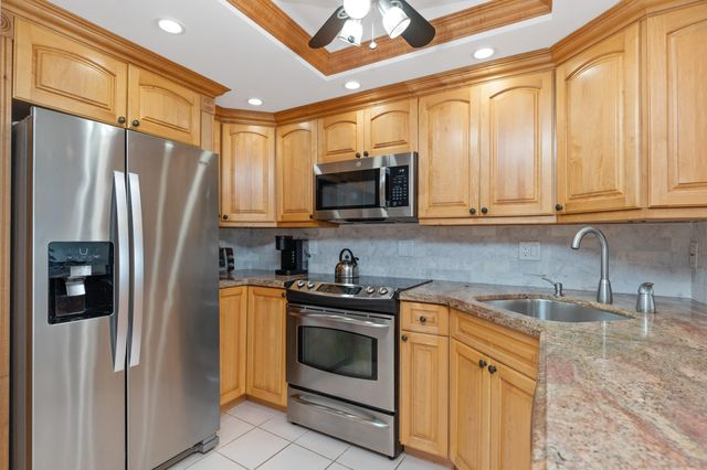 2731 NE 14th St Causeway 532, Pompano Beach, FL 33062