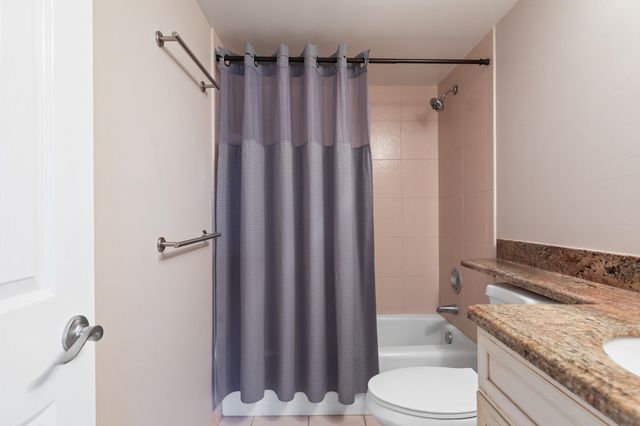 2731 NE 14th St Causeway 532, Pompano Beach, FL 33062