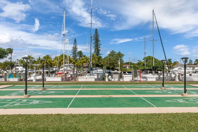 2731 NE 14th St Causeway 532, Pompano Beach, FL 33062