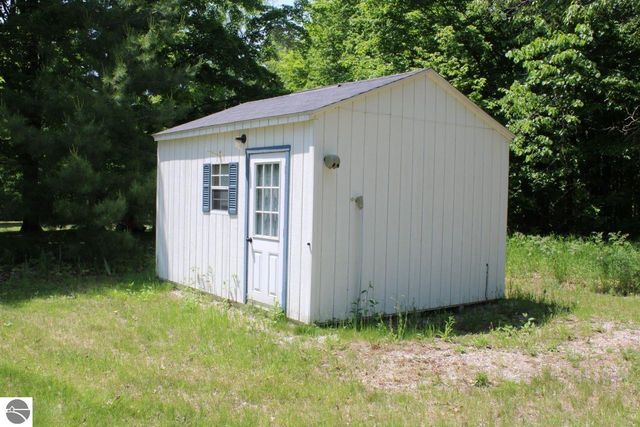 8807 NE Starvation Lake Road, Mancelona, MI 49659