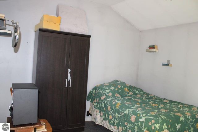 8807 NE Starvation Lake Road, Mancelona, MI 49659