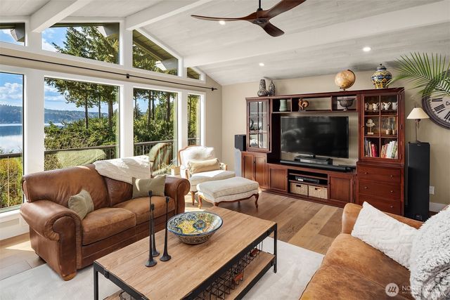 3119 199th Avenue SE, Sammamish, WA 98075