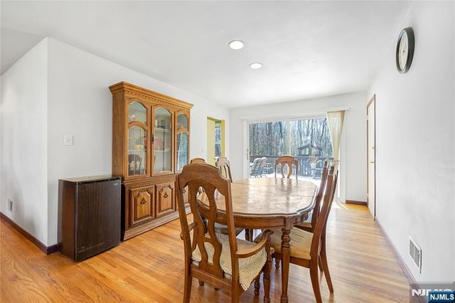 11 Sunset Road, Demarest, NJ 07627
