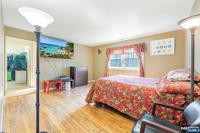 11 Sunset Road, Demarest, NJ 07627