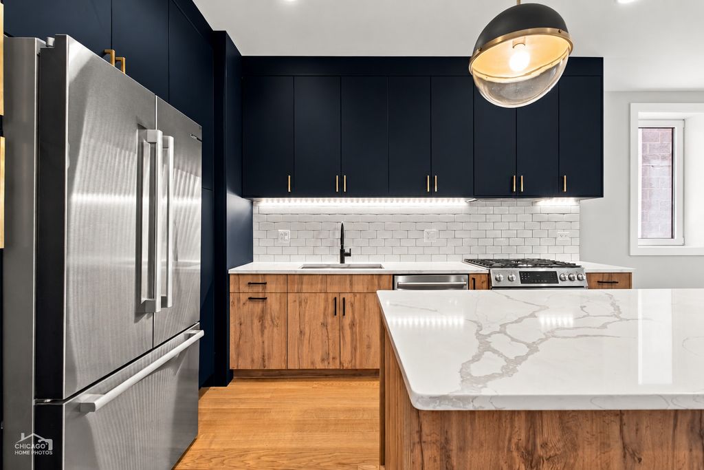 2448 W Diversey Avenue 1, Chicago, IL 60647 — photo 5