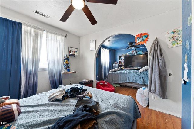 6950 Pico Drive, Medford, OR 97502