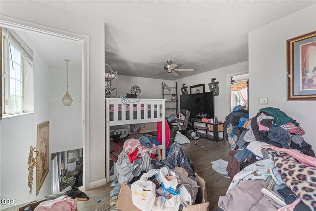 6950 Pico Drive, Medford, OR 97502
