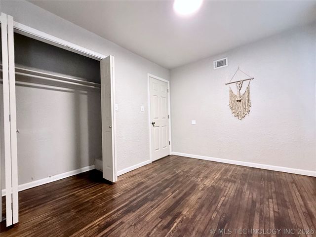 10559 E 4th Street, Tulsa, OK 74128