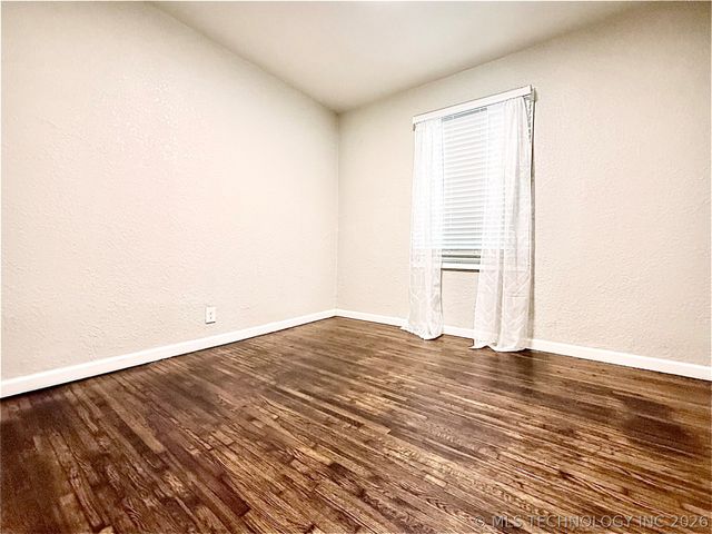 10559 E 4th Street, Tulsa, OK 74128