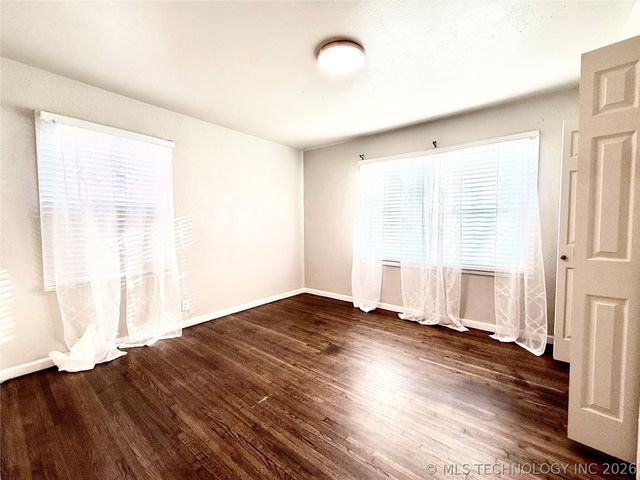 10559 E 4th Street, Tulsa, OK 74128