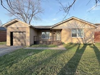 10559 E 4th Street, Tulsa, OK 74128
