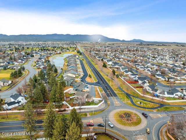 2489 N Side Saddle LN, Post Falls, ID 83854