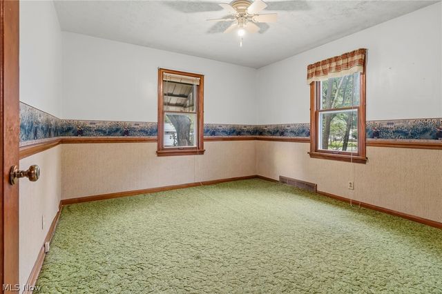 200 Gnau Avenue SW, Perry Twp, OH 44646