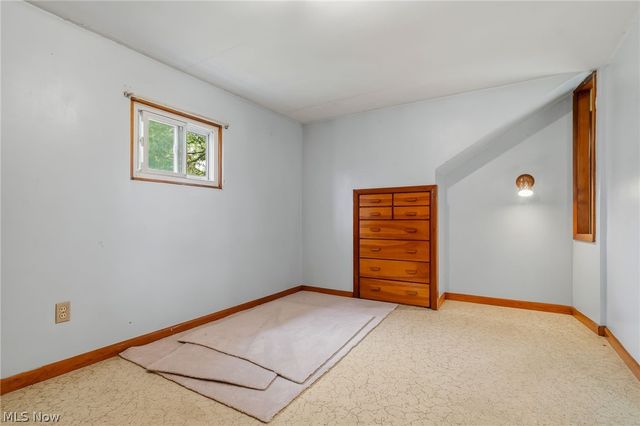 200 Gnau Avenue SW, Perry Twp, OH 44646