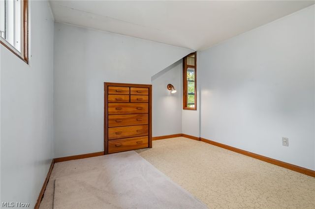 200 Gnau Avenue SW, Perry Twp, OH 44646
