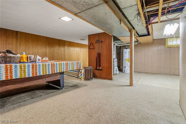 200 Gnau Avenue SW, Perry Twp, OH 44646