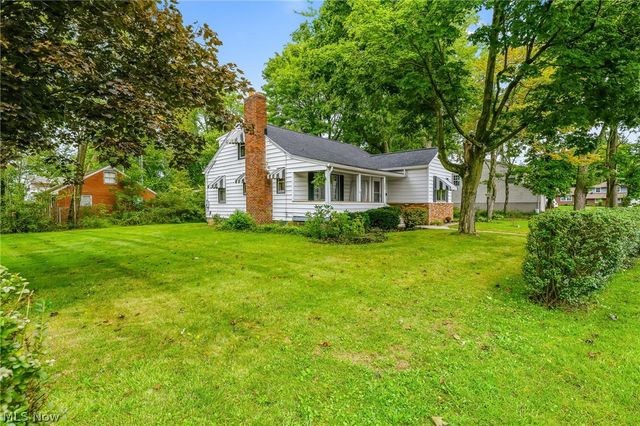 200 Gnau Avenue SW, Perry Twp, OH 44646