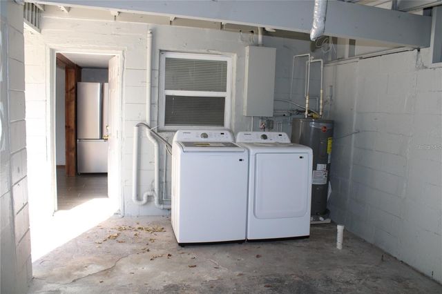 10704 50TH AVENUE N, St Petersburg, FL 33708