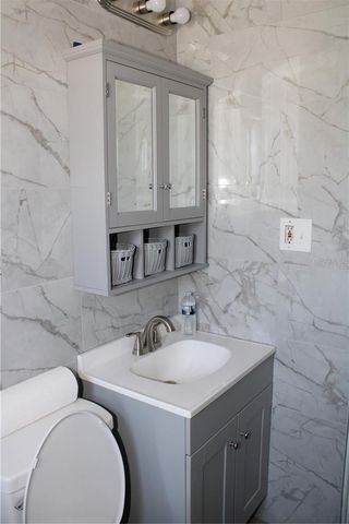 10704 50TH AVENUE N, St Petersburg, FL 33708