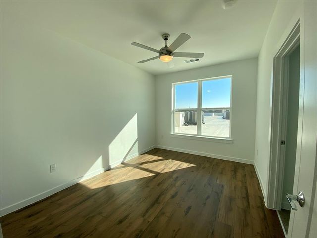 4801 Springdale RD 2408, Austin, TX 78723