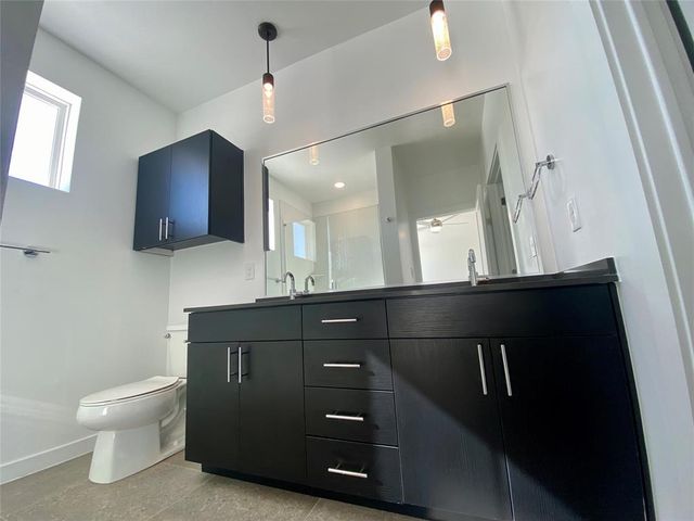 4801 Springdale RD 2408, Austin, TX 78723