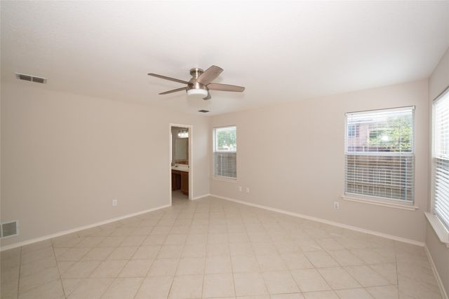 1157 Whistle Stop Drive, Saginaw, TX 76131