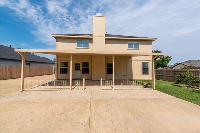 1157 Whistle Stop Drive, Saginaw, TX 76131
