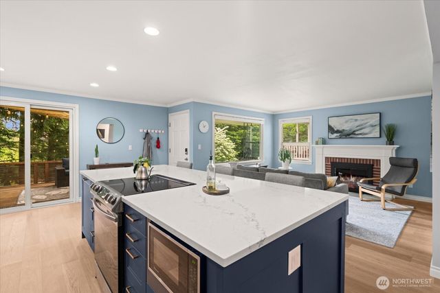 2129 42nd Avenue SW, Seattle, WA 98116