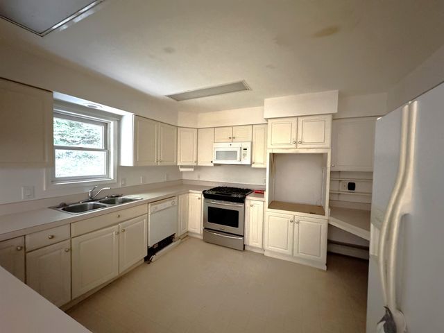 2370 Alden Highway, Mancelona, MI 49659