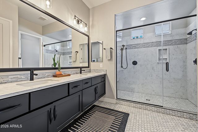 4319 E CLIFTON Avenue, Gilbert, AZ 85295