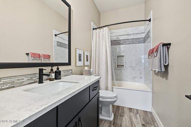 4319 E CLIFTON Avenue, Gilbert, AZ 85295