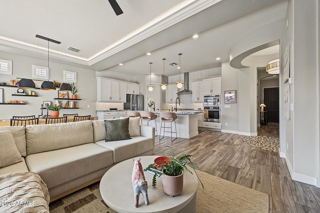 4319 E CLIFTON Avenue, Gilbert, AZ 85295