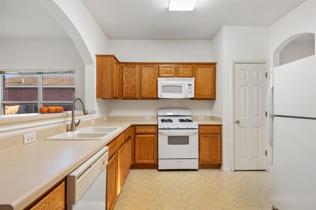 804 Estancia WAY, Leander, TX 78641