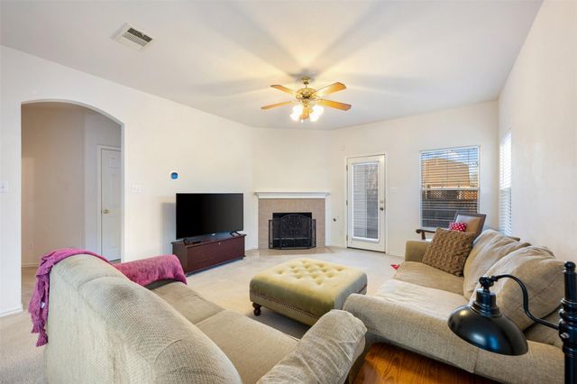 804 Estancia WAY, Leander, TX 78641