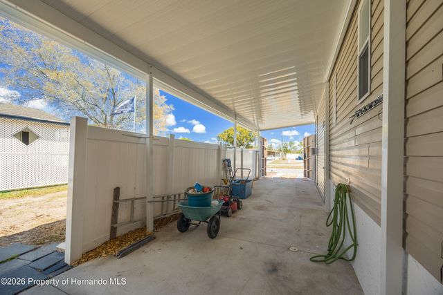 8144 Weatherford Avenue, Brooksville, FL 34613