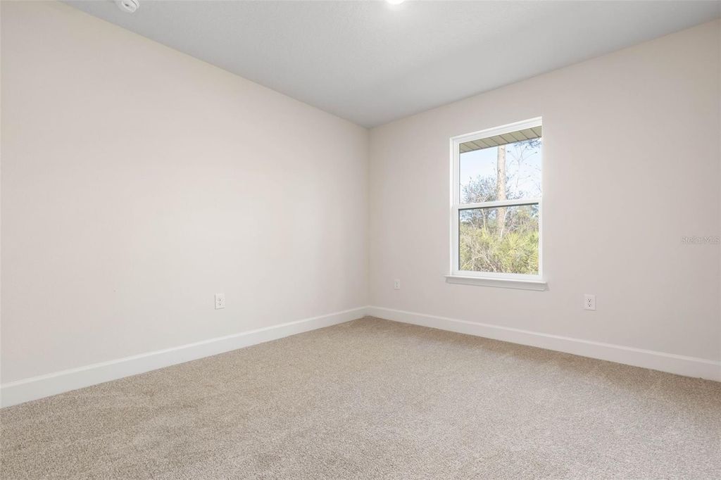 Image 27 of property listing at 18 UNION RUN COURT, Palm Coast, FL 32164