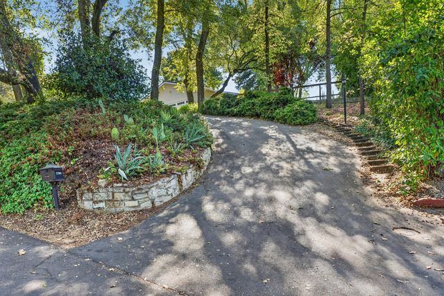 7704 Oak Leaf Ave, Fair Oaks, CA 95628