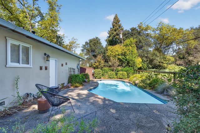 7704 Oak Leaf Ave, Fair Oaks, CA 95628