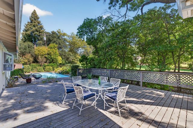 7704 Oak Leaf Ave, Fair Oaks, CA 95628