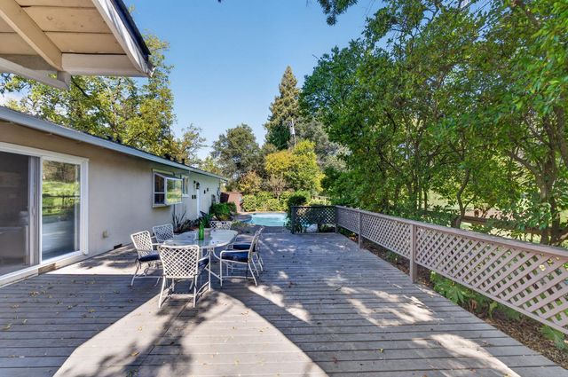 7704 Oak Leaf Ave, Fair Oaks, CA 95628