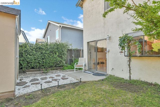 2860 Honeysuckle Cir, Antioch, CA 94531